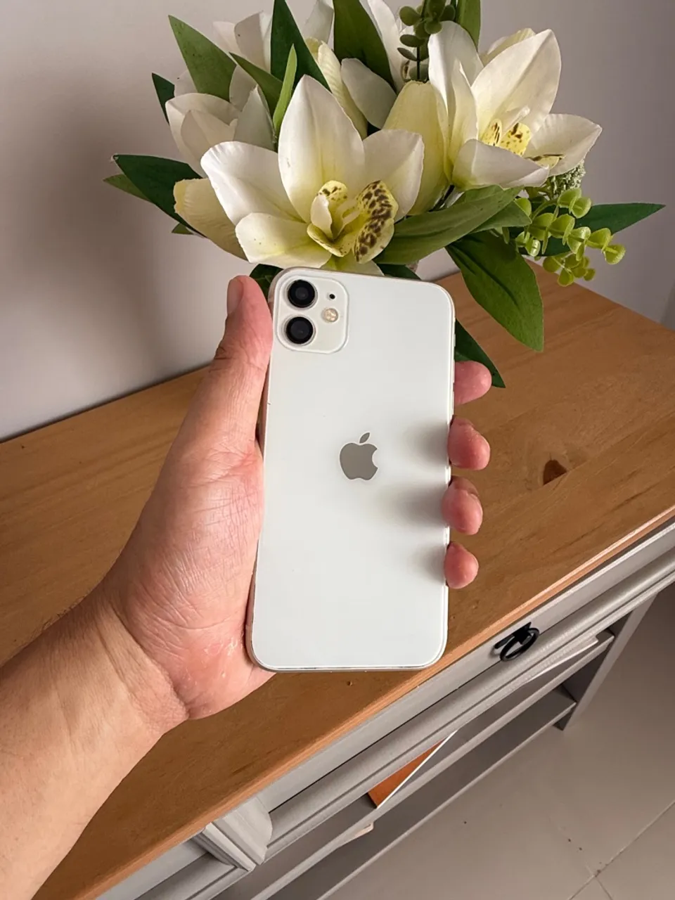 iPhone 11 branco 64 gb