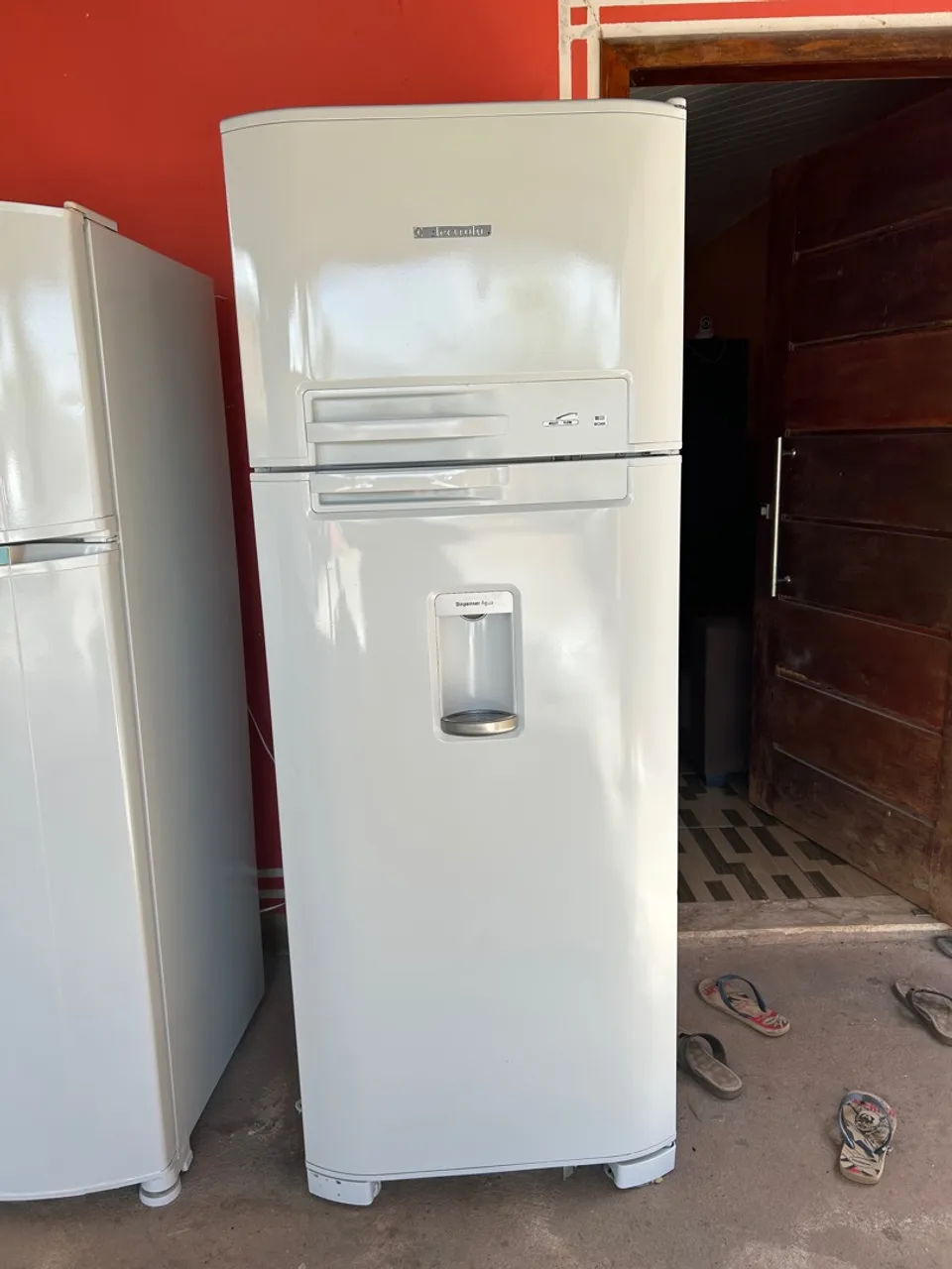 Vendo geladeira Electrolux pintada 
