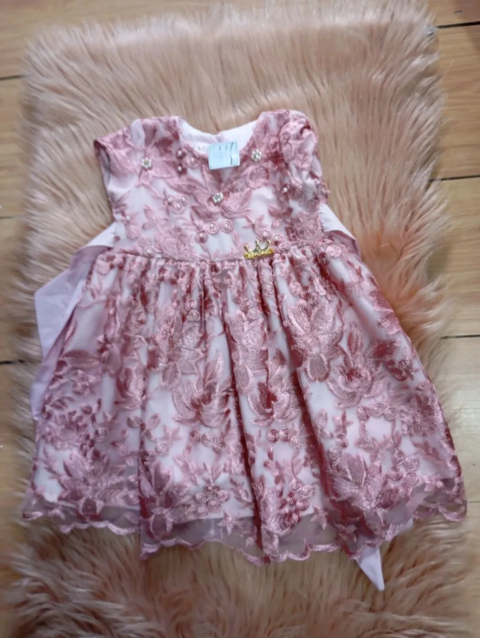 Vestido de Festa Infantil Rosa com Detalhes Bordados 1 ano