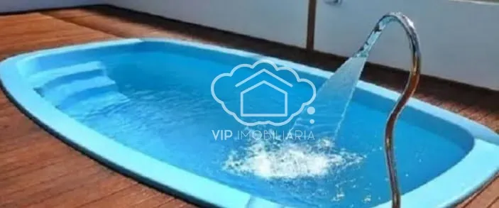 Casa linear com 2 qtos, garagem para 4 carros e piscina no Mendanha - Campo Grande - RJ