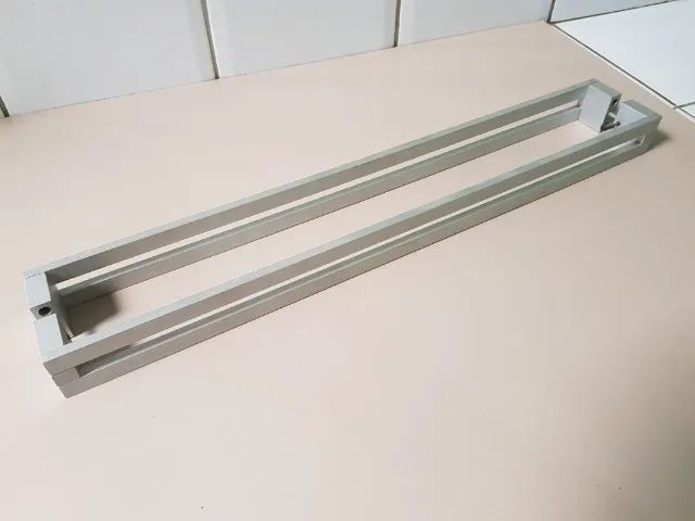 Puxador Duplo para Porta Pivotante - Alumínio (60 cm) - Foto 2