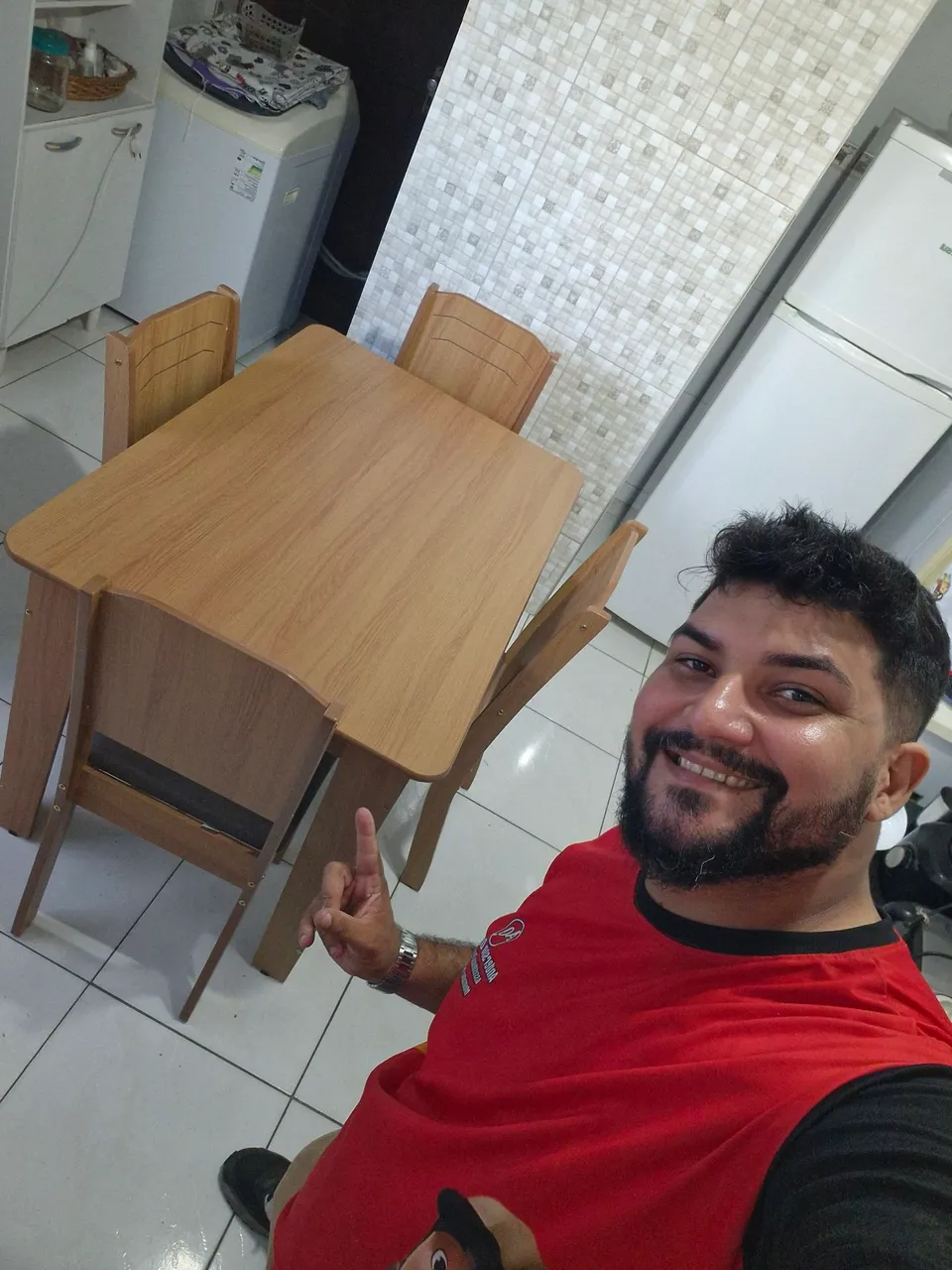 Montador de Moveis e Instalações de TV e Utensílios