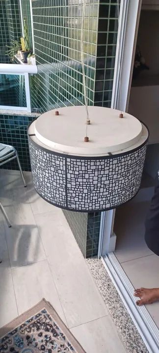 Lustre Moderno em Metal 