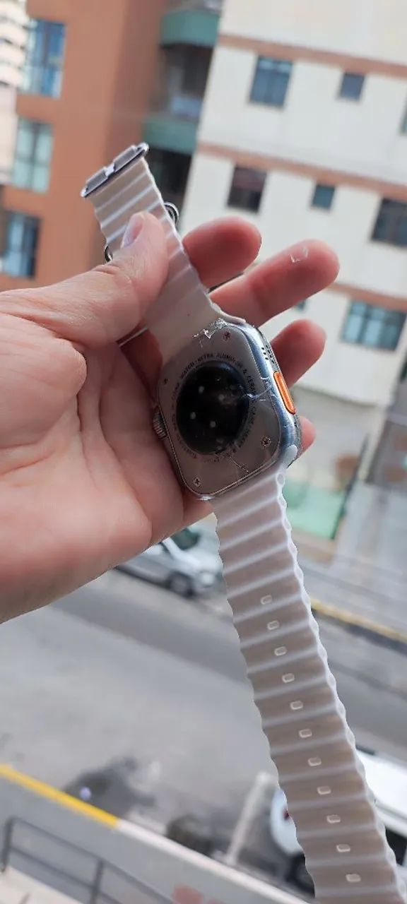 Smartwatch ultra t10 branco pulseira extra preta lisa  - Foto 5