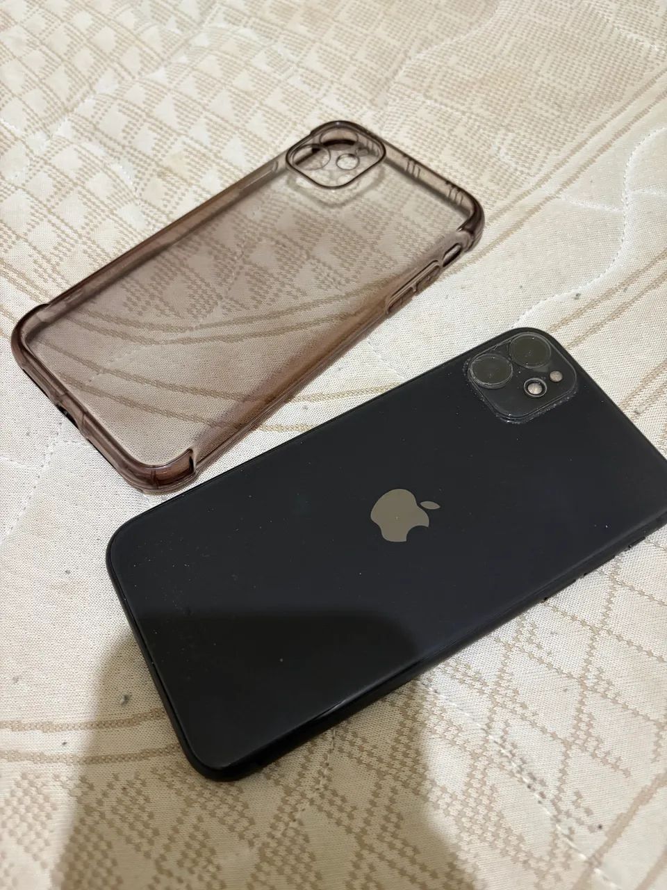 iPhone 11 64GB preto todo original - Celulares e Smartphones
