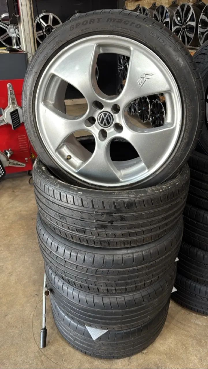 Rodas Aro 18 VW Golf Sportline