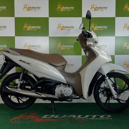 Honda Biz 125 2023 COM APENAS 14.400KM manual e chave reserva
