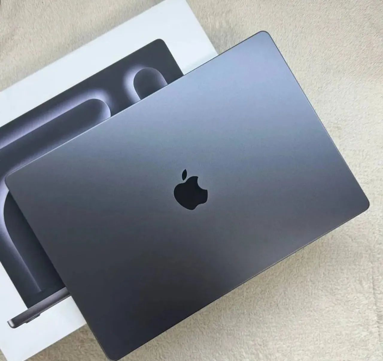 MacBook M4 Pro 16.2 - Foto 4