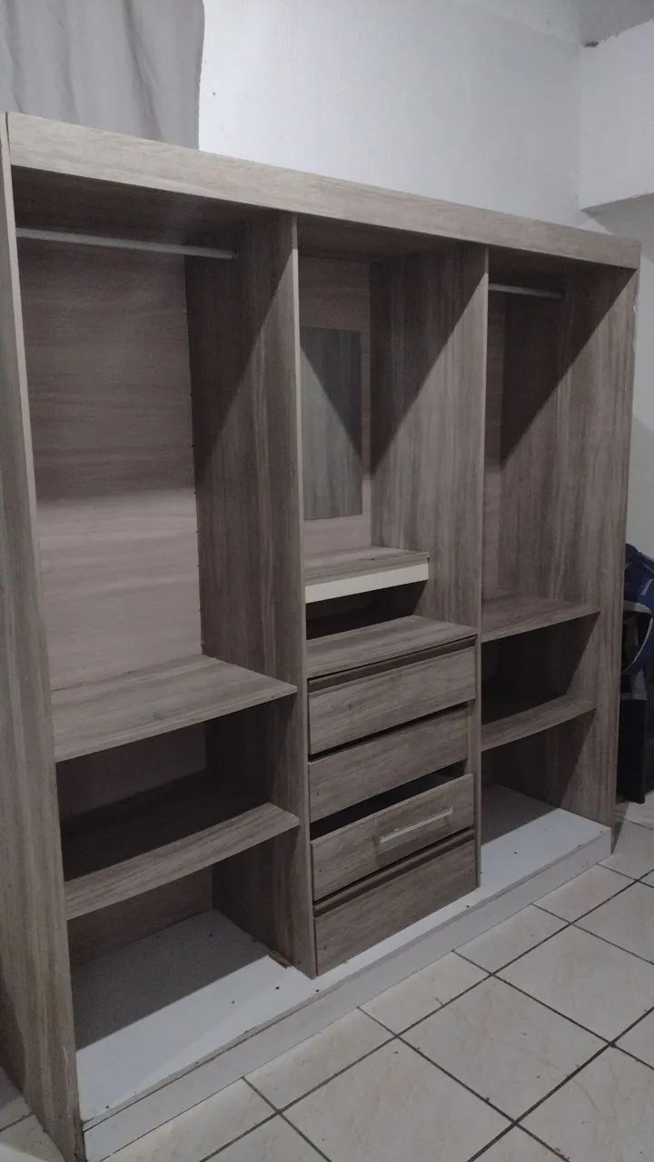 Vendo guarda-roupa estilo closet 