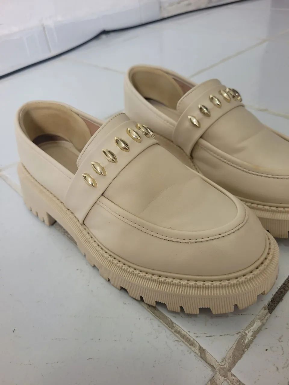 Sapato Casual Bege tamanho 37 - Foto 2