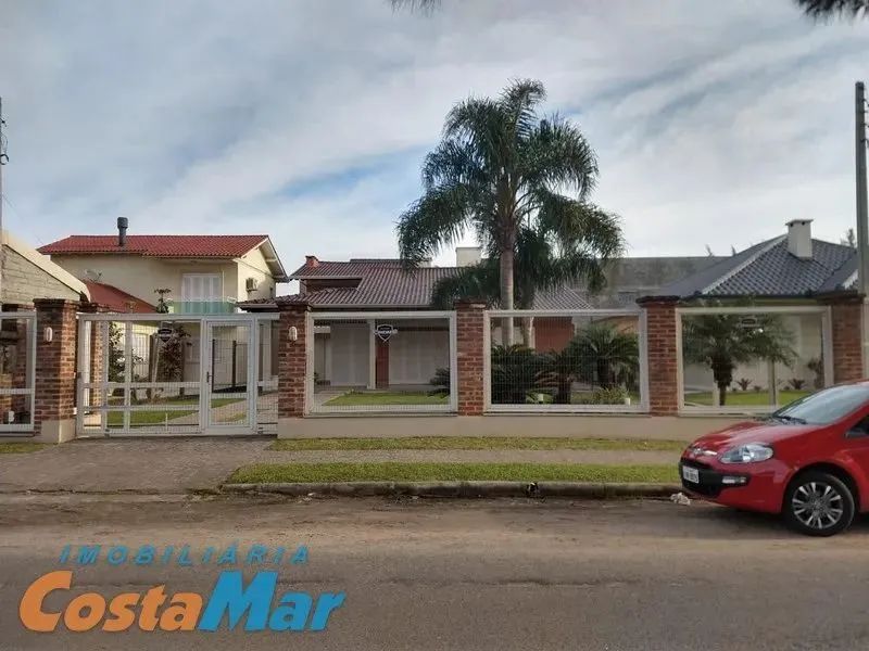 Casa finamente mobiliada, alto padrão. Venha conferir!