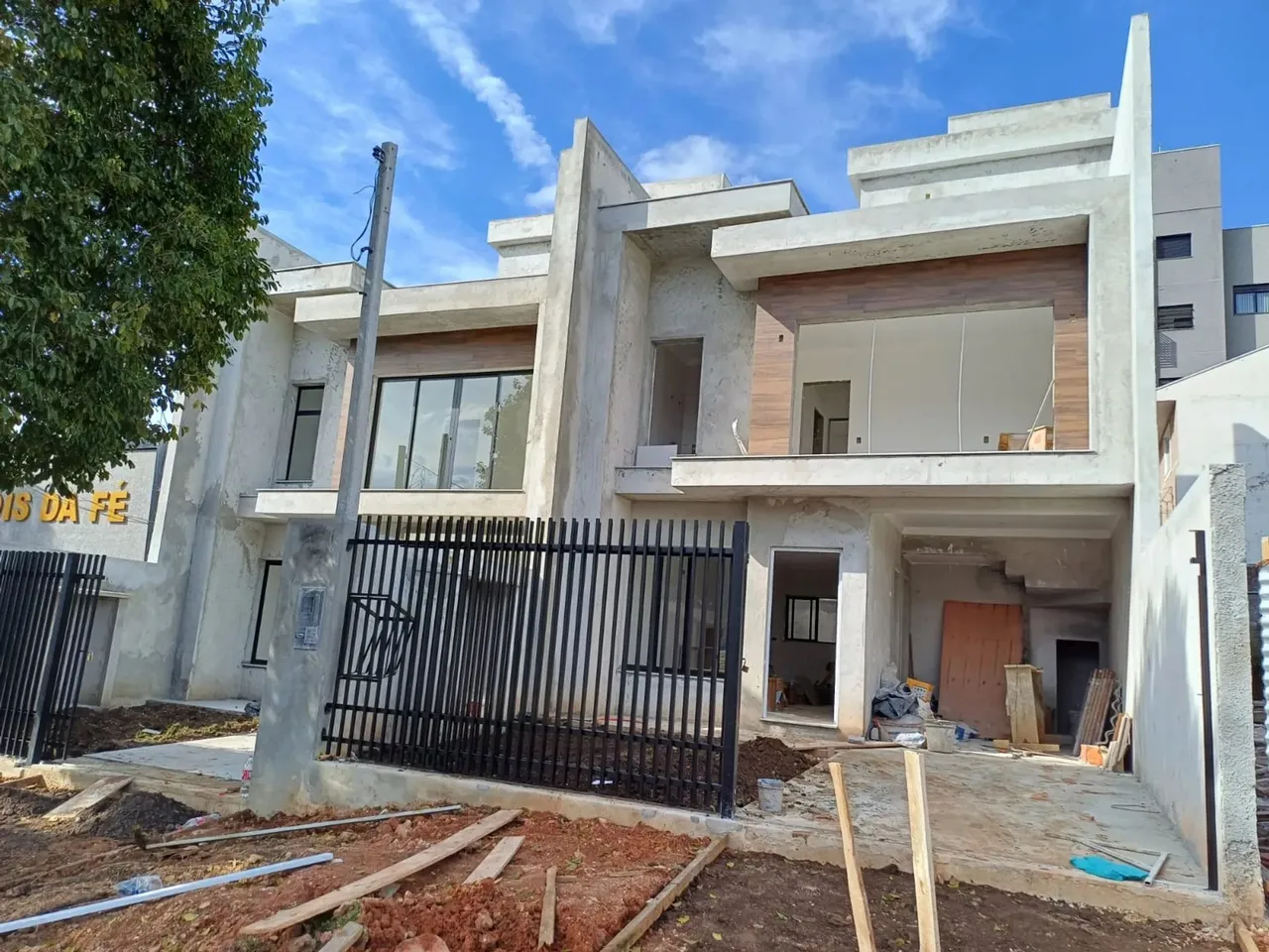 Sobrado a venda no Boa Vista 3 quartos 2 vagas 143 m2