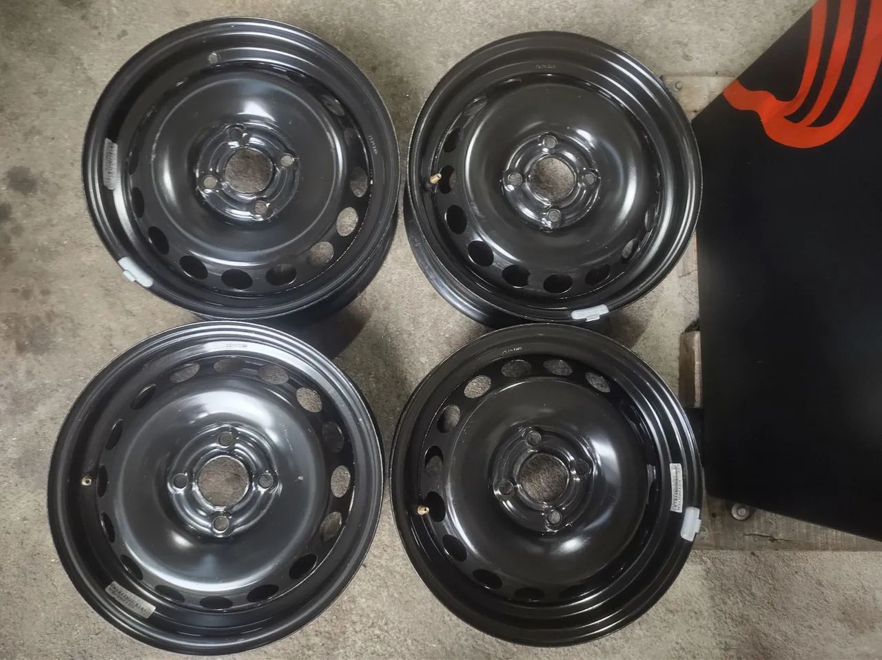 Rodas do Onix aro 14 semi novas - Foto 3