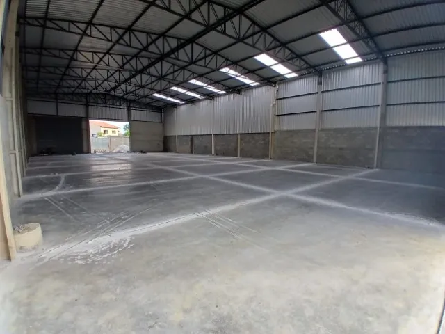 Alugo galpão com 650,00m² em Vitória da Conquista