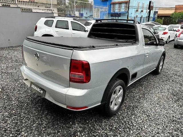 Volkswagen Saveiro Trendline 1.6 câmbio manual ano 2018 - Foto 5