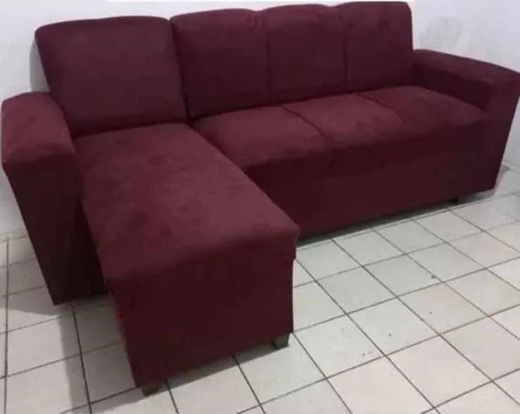 Sofá de canto vinho 2.00 metros com cheis 