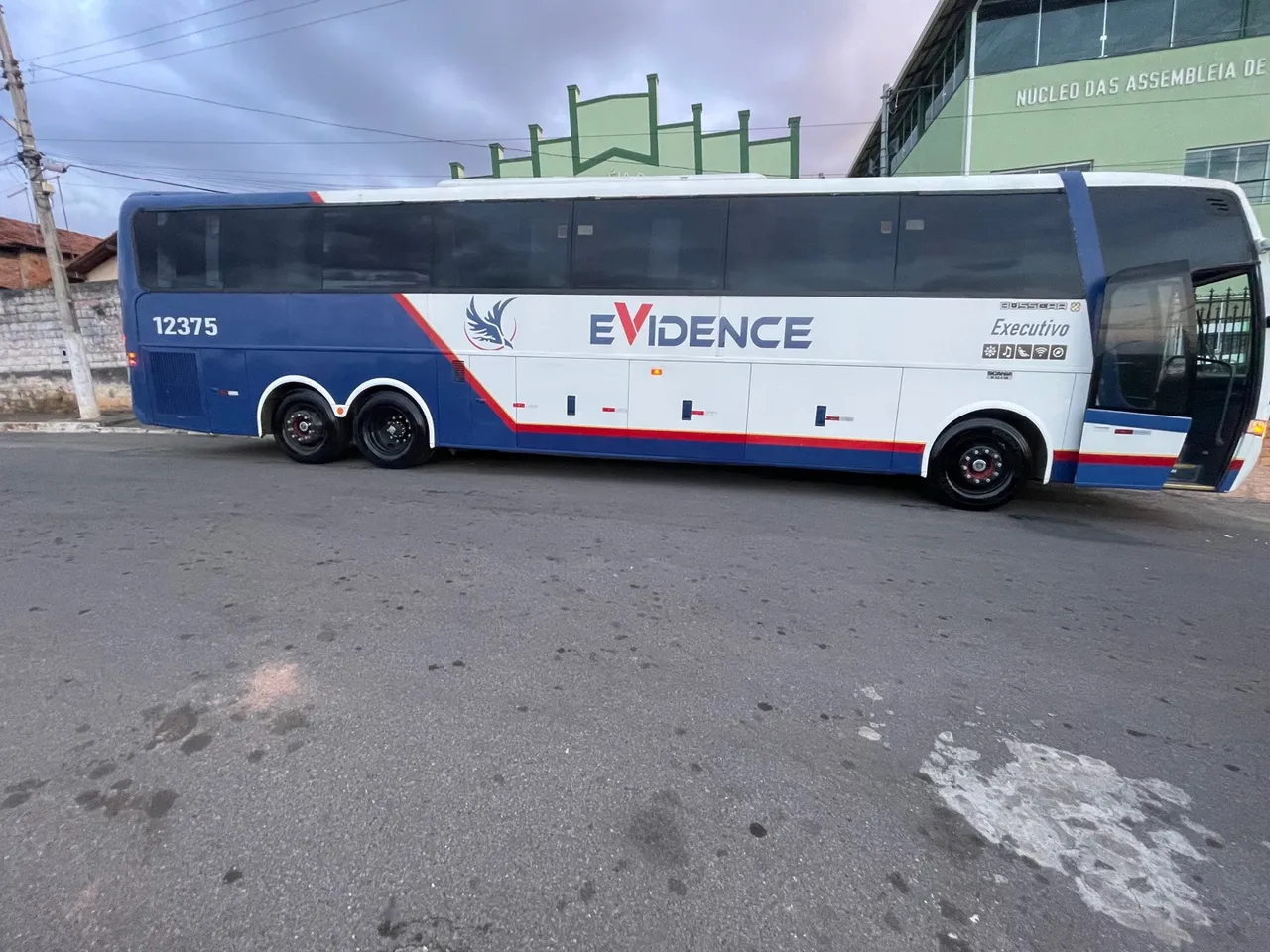 Ônibus Executivo.. 2003