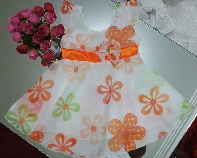 Vestido social simples Tam 6 a 18 meses 3 por R$100,00 - Foto 6