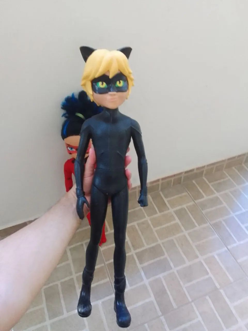 Miraculous Ladybug e Cat Noir - 55 cm. - Foto 3