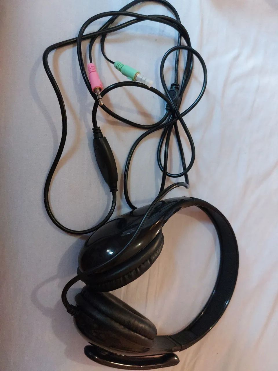 Fone de ouvido c/microfone para notebook e PC, conexão P2 Multilaser  - Foto 4