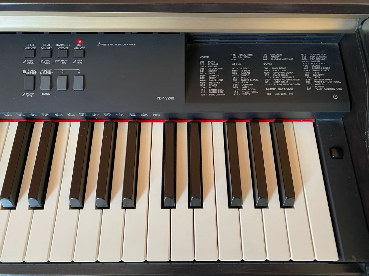 YAMAHA 電子ピアノ ARIUS YDP-V240 YAMAHA アリウス YDP-V240