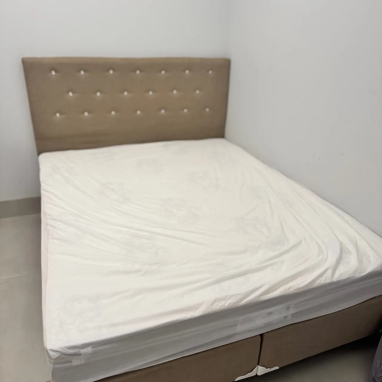 Cama Queen completa