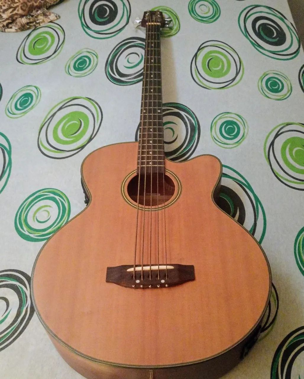 Baixolão Strimberg BA550