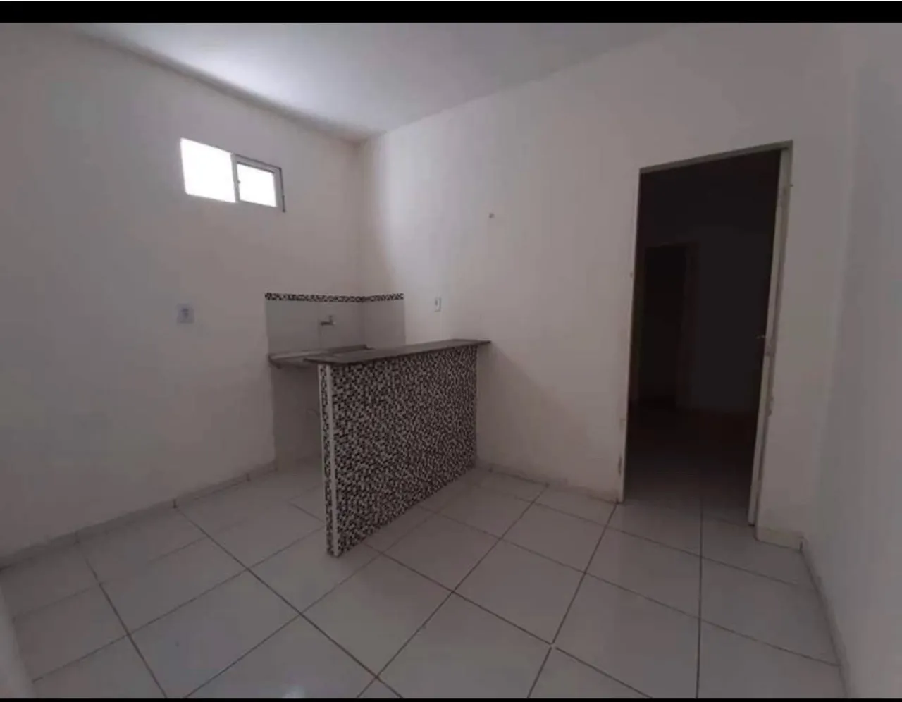 Alugo apartamento 500 reais com água incluso