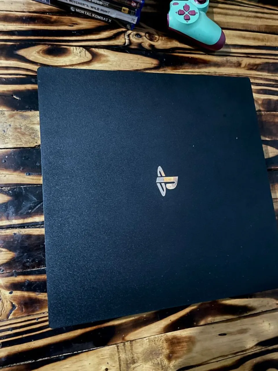 PlayStation 4 (PS4) - Console em Ótimo Estado