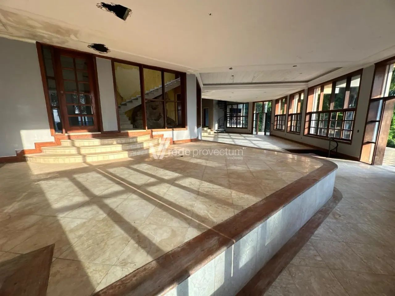 Prédio Comercial com 2.100m² de Área Construída e Vista Panorâmica  Vinhedo - Foto 4