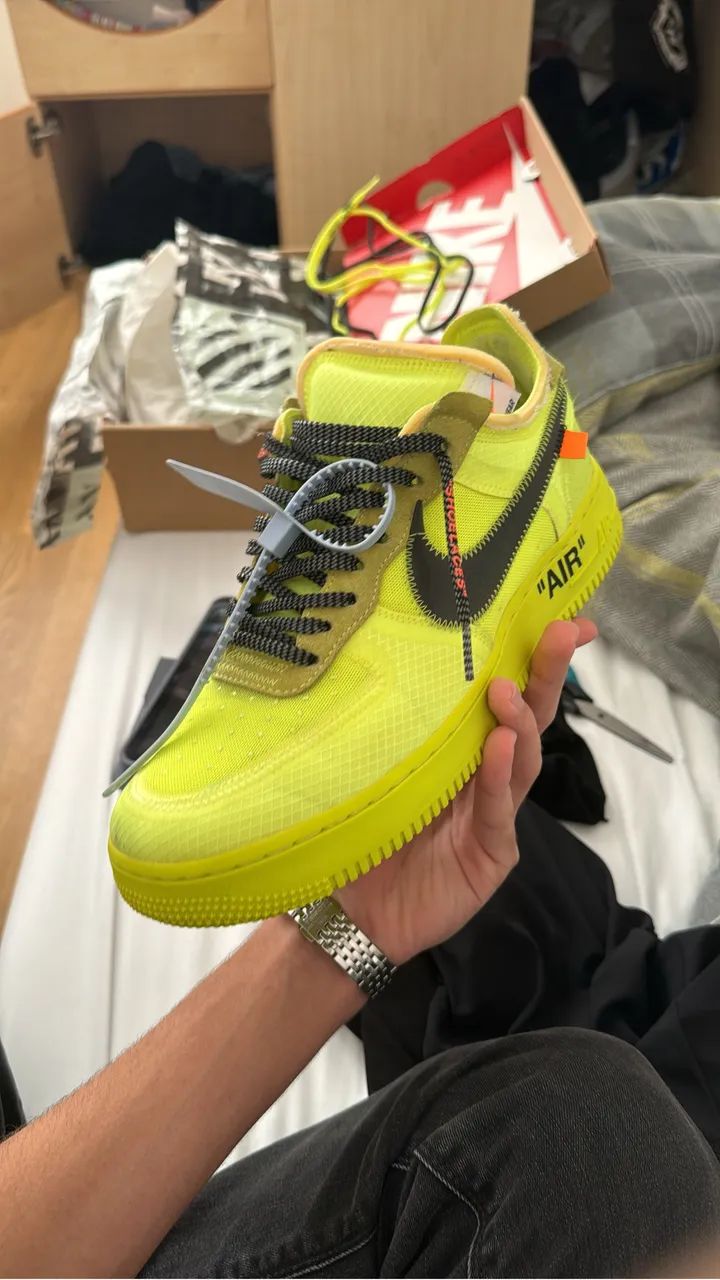 Nike Air Force 1 x Off White ?Volt?