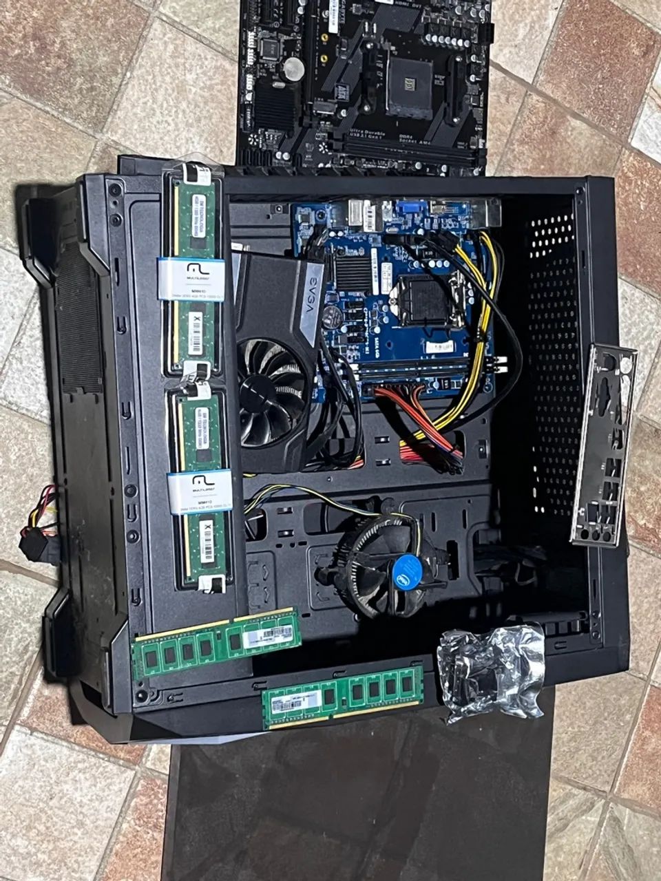 Pc com várias peças para retirada - Foto 2