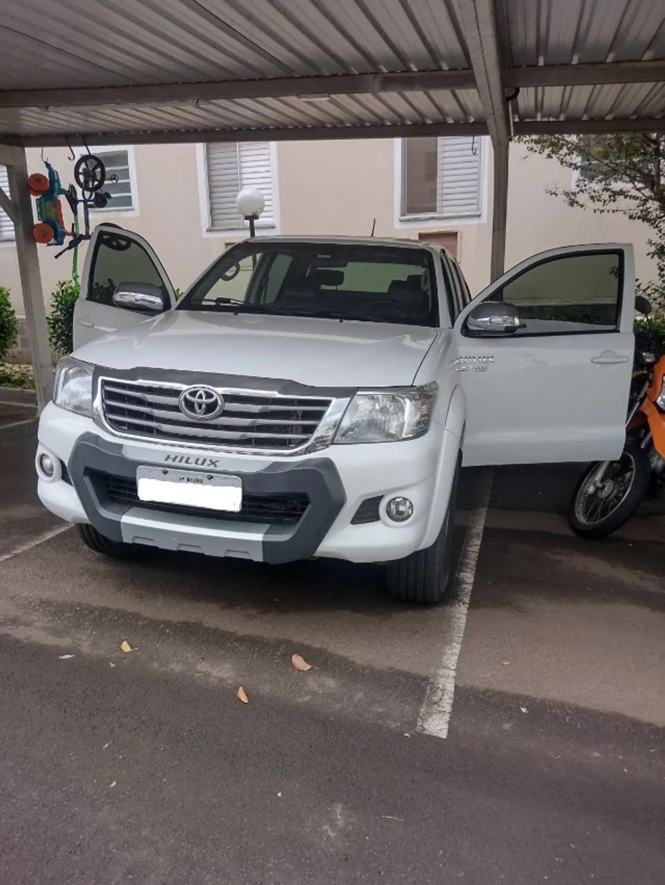 Hilux SRV CD 2.7 flex 