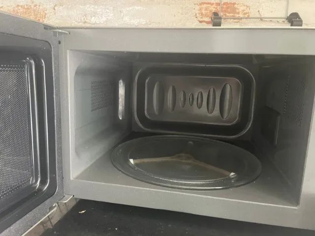 Forno de Micro-ondas 30L Revestimento EasyClean?, Tecnologia I Wave e 17 Receitas Pré-Prog - Foto 3