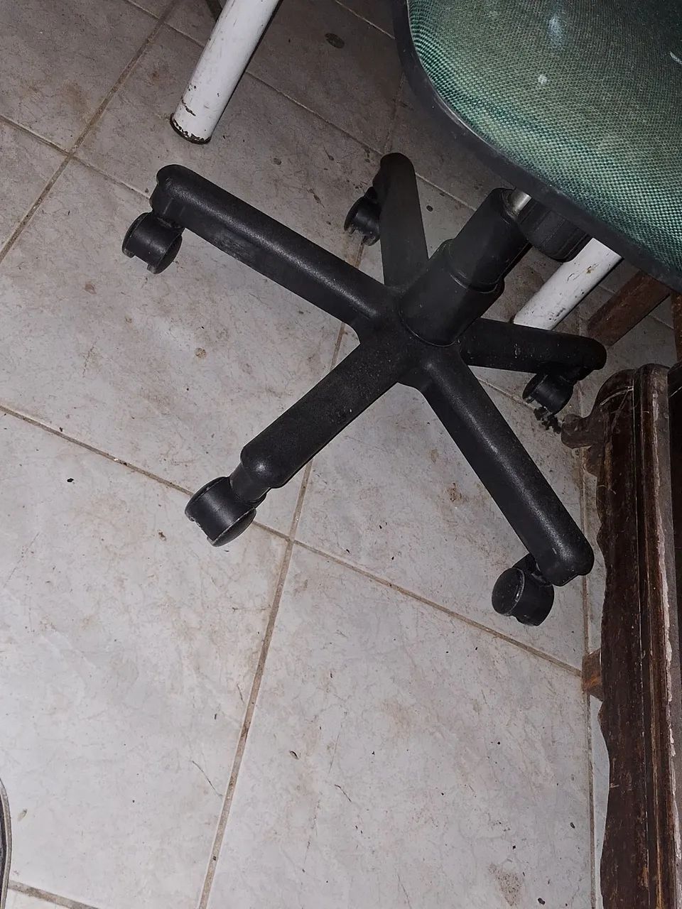 CEDEIRA EXECULTIVA GIRATORIA , GAS.65570217844226122