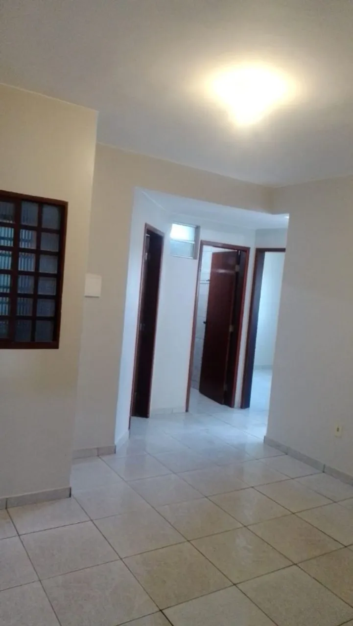 Alugo apartamento no Central de santa maria Df
