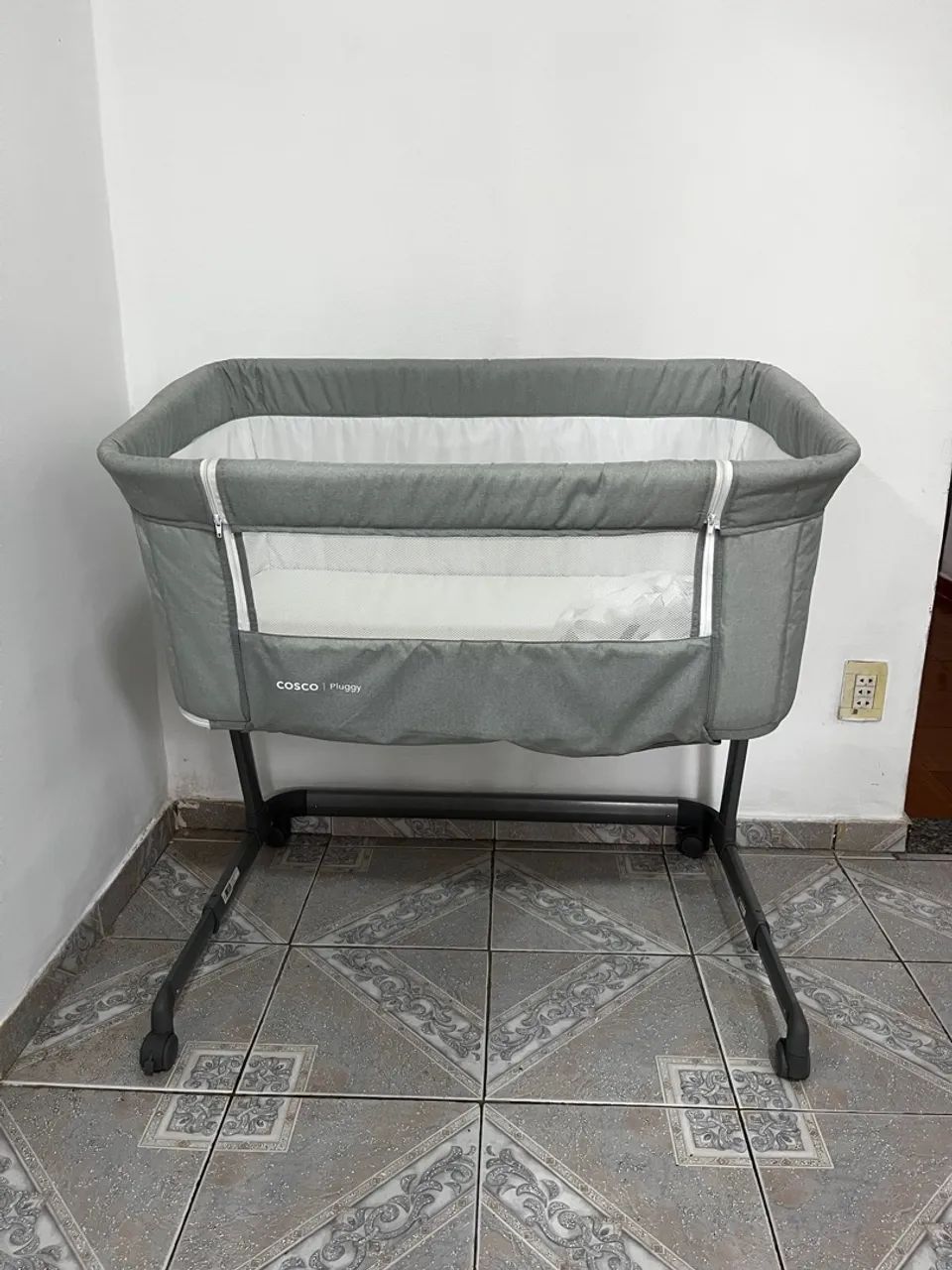 Berço Cosco Pluggy