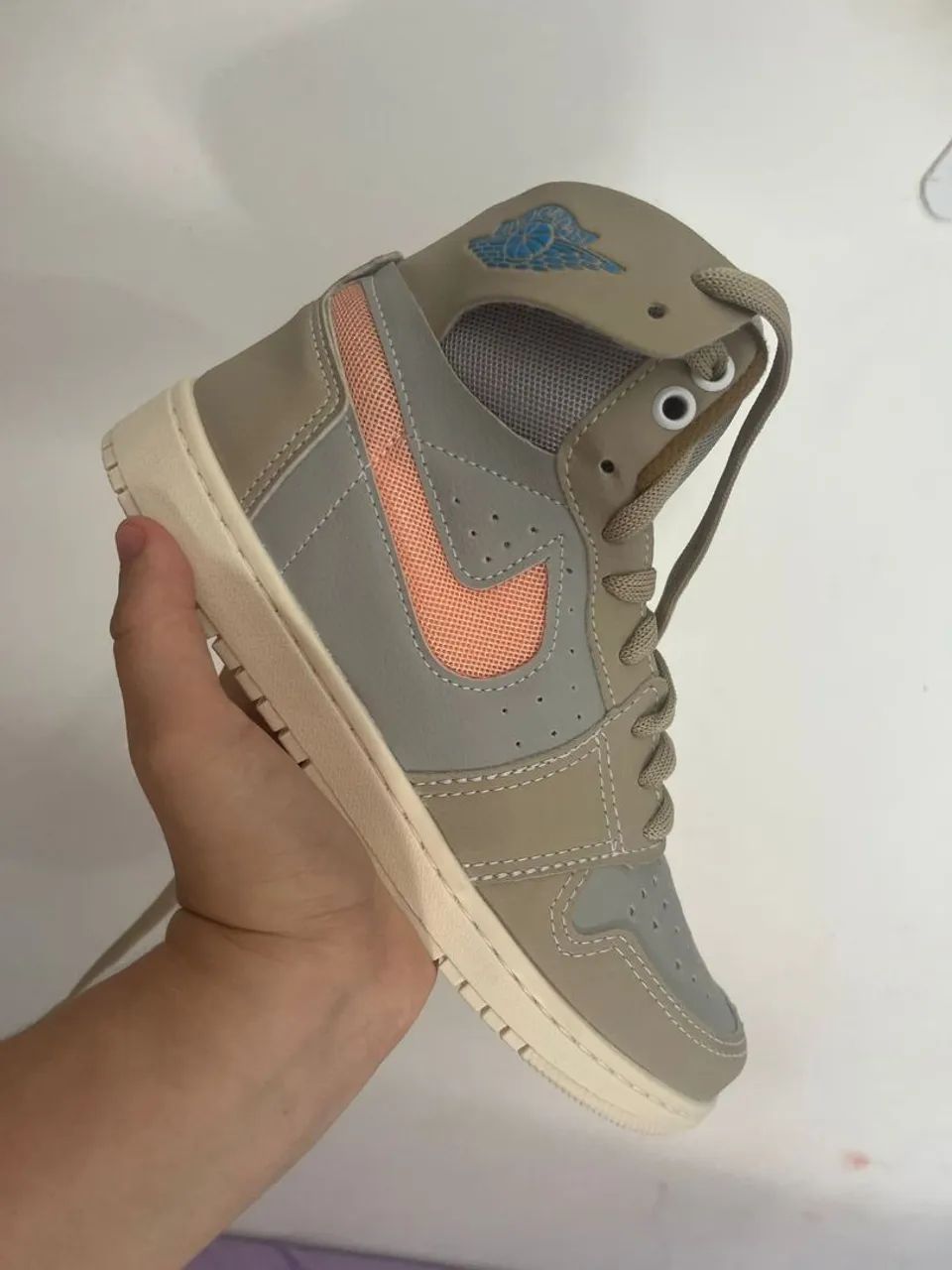 Tênis Nike Air Jordan número 36 pequeno, primeira linha - Foto 3