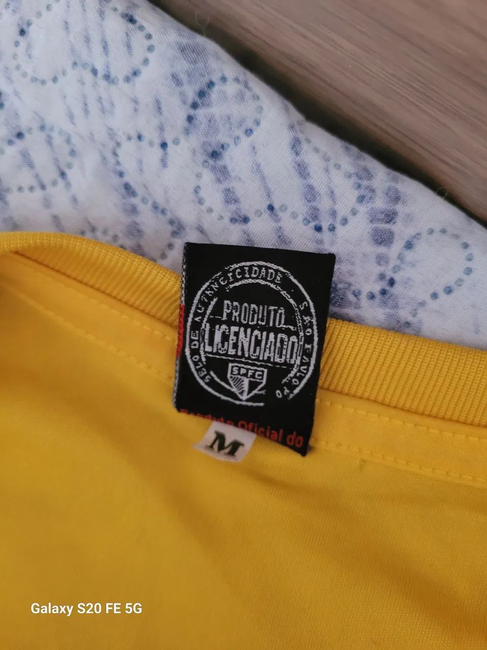 Camisa Tricolor SPFC - Amarelo e Preto - Foto 3
