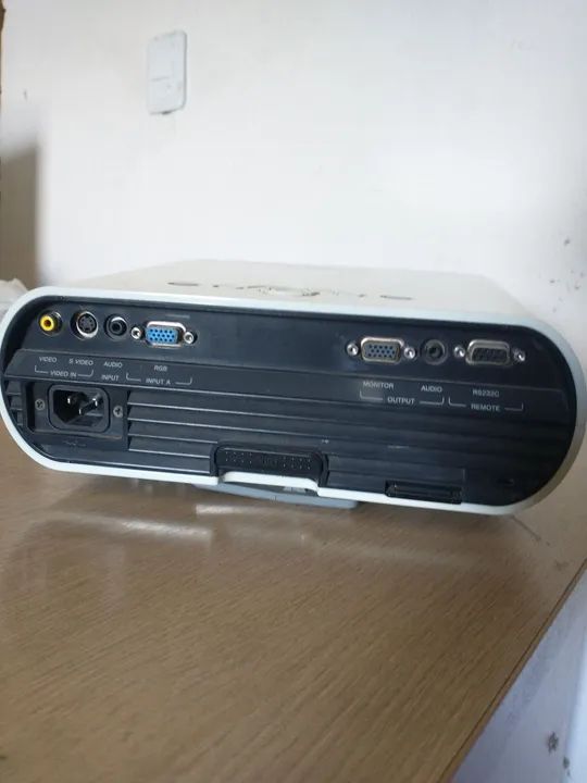 PROJETOR SONY EM OERFEUTO ESTADO - Foto 4