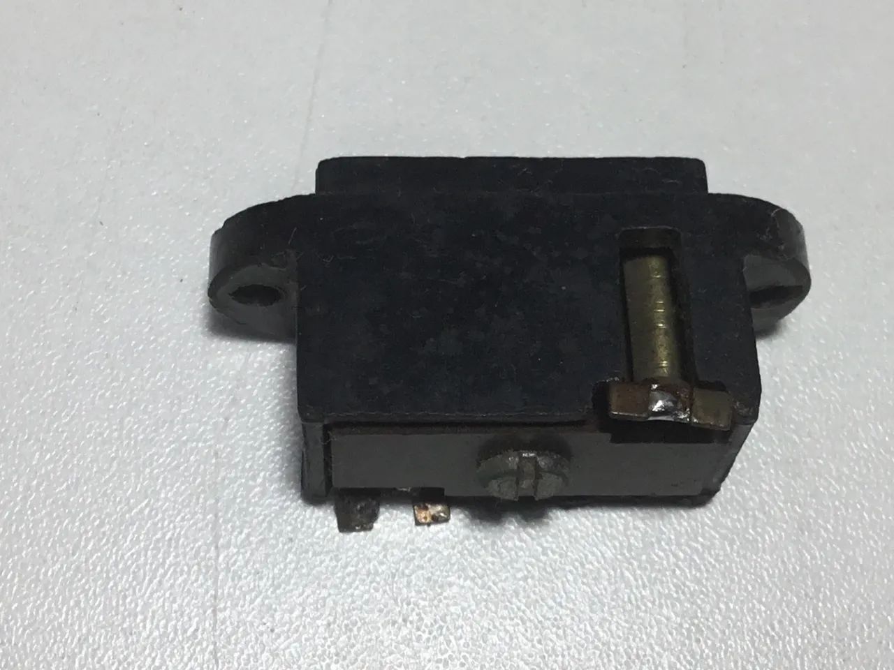 Tomada de energia usada em amplificadores e outros aparelhos  - Foto 2