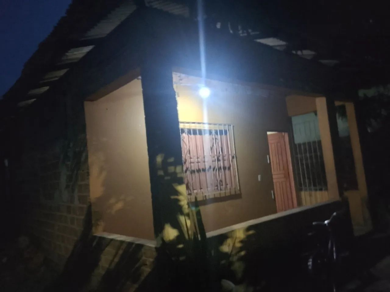 Vendo casa no bairro do aura próximo final da linha - Foto 2