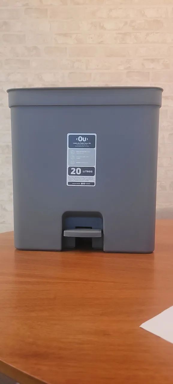 LIXEIRA 20L NOVA PEDAL