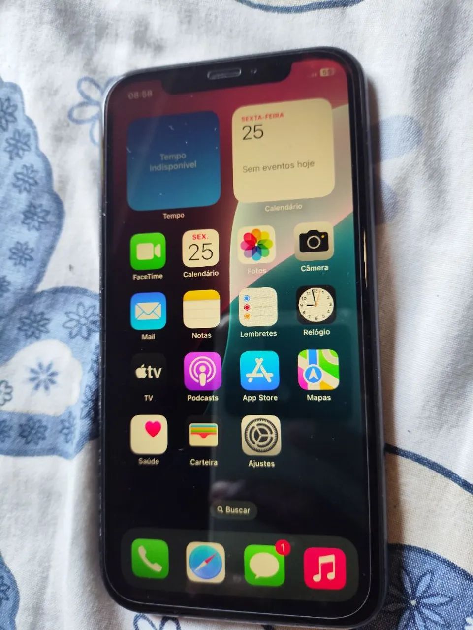 iPhone XR funcionando corretamente sem conta bateria 100%