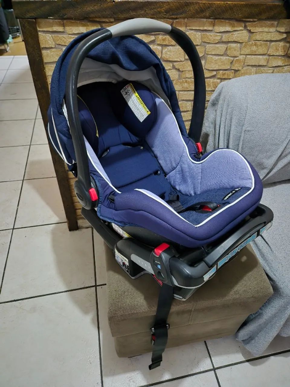 Cadeirinha Graco snugride 40 - Foto 2