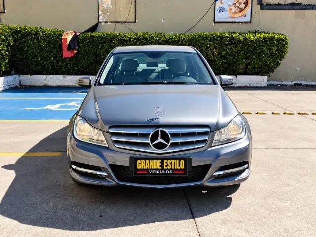 Mercedes-Benz C-180 CGI Classic 1.8 16V 156cv Aut. 2012