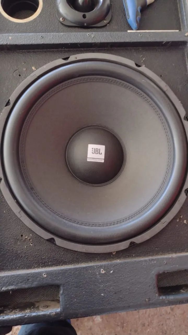 vendo par alto falante JBL15 polegadas 350 RMS leia pf - Foto 2