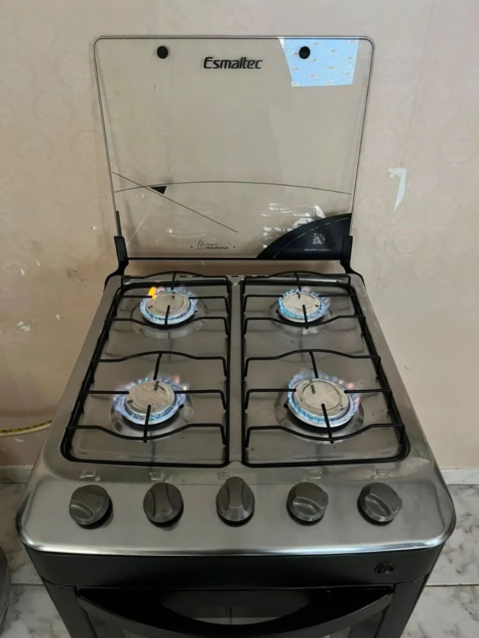 VENDO FOGÃO DE 4 BOCAS - Foto 5