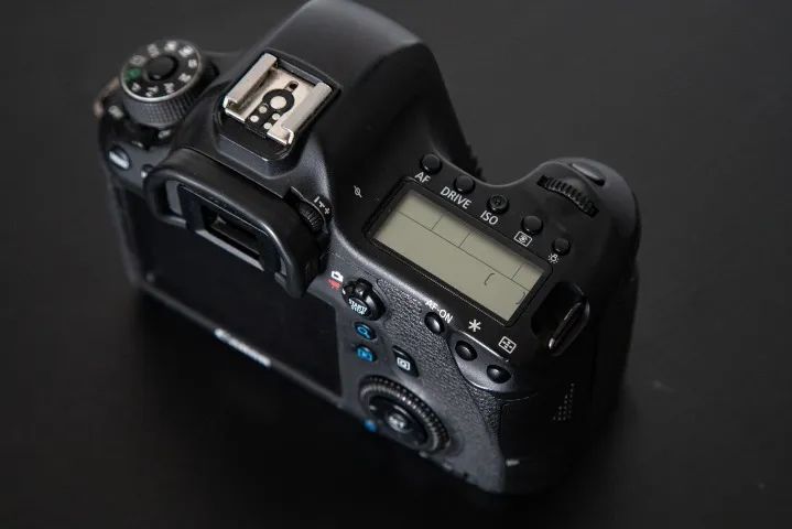 CÂMERA CANON EOS 6D - Foto 3