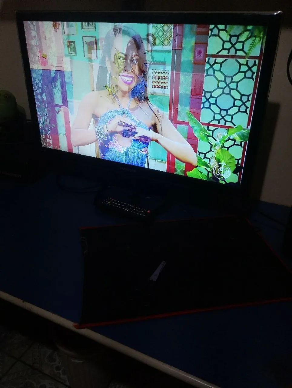 Monitor 27 polegadas Full HD top entrada HDMI  VGA , tv com controle ótima para jogos  ..  - Foto 4